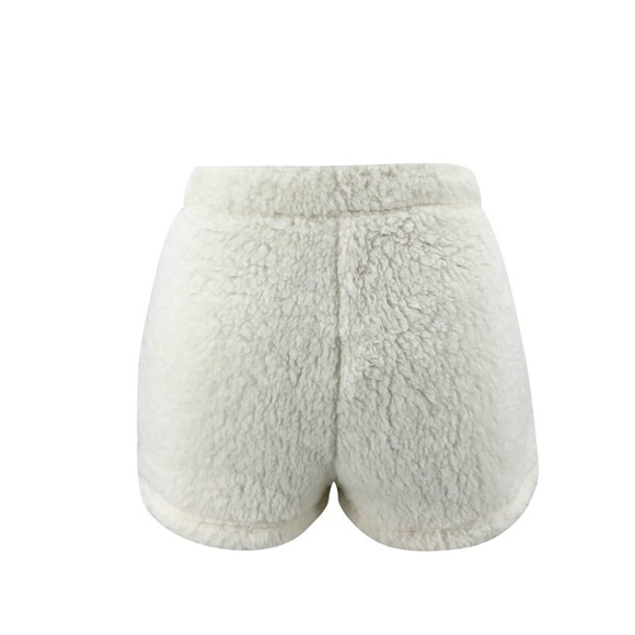 NWT White Cropped Two Piece Sherpa Lounge Set - Picture 6 of 6